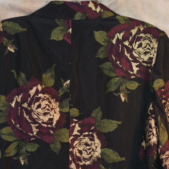 TUZZI - Picture 9 of 9